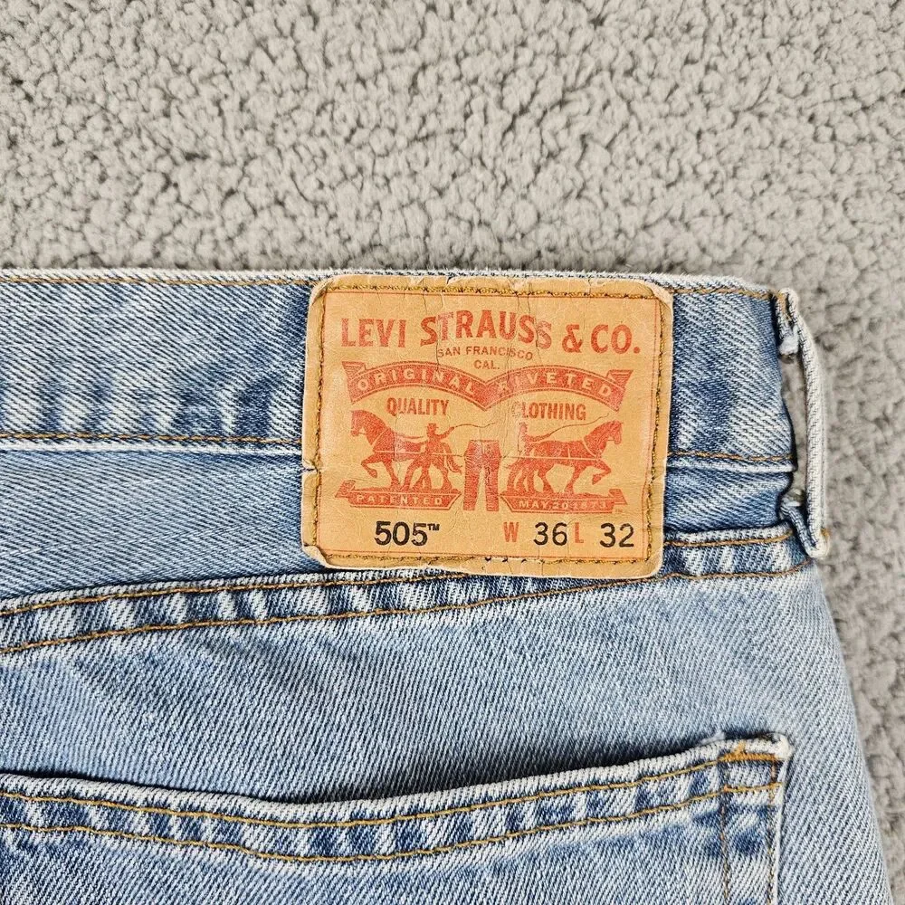 Levis 505 Jeans Mens 36x30 Blue Light Wash Regular Straight Work Skate Grunge